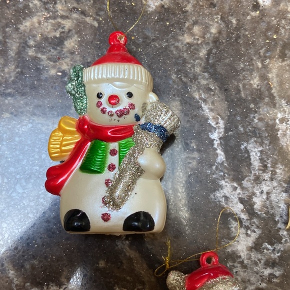 5 vintage Christmas ornaments Santa snowman reindeer Angel glass bulb - Picture 2 of 7